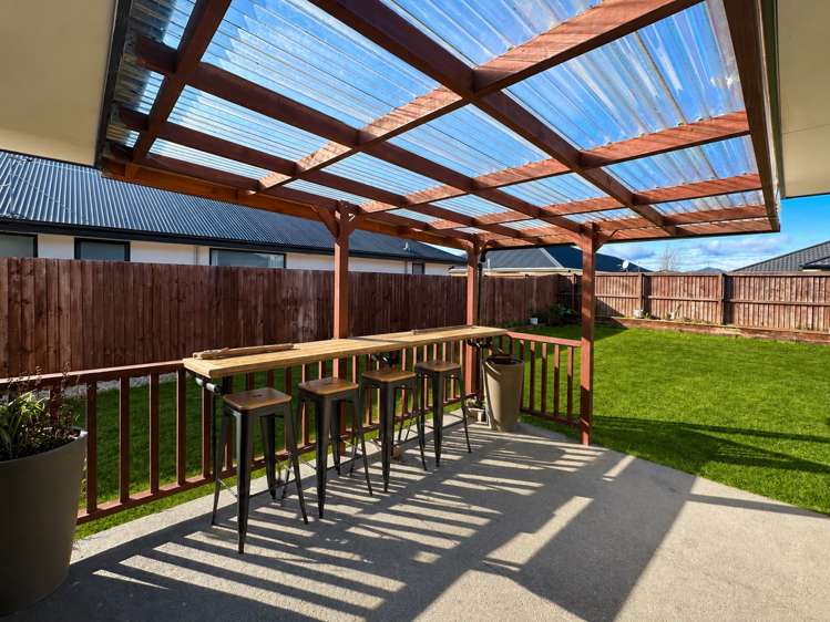 5 Dahlia Drive Wigram_18