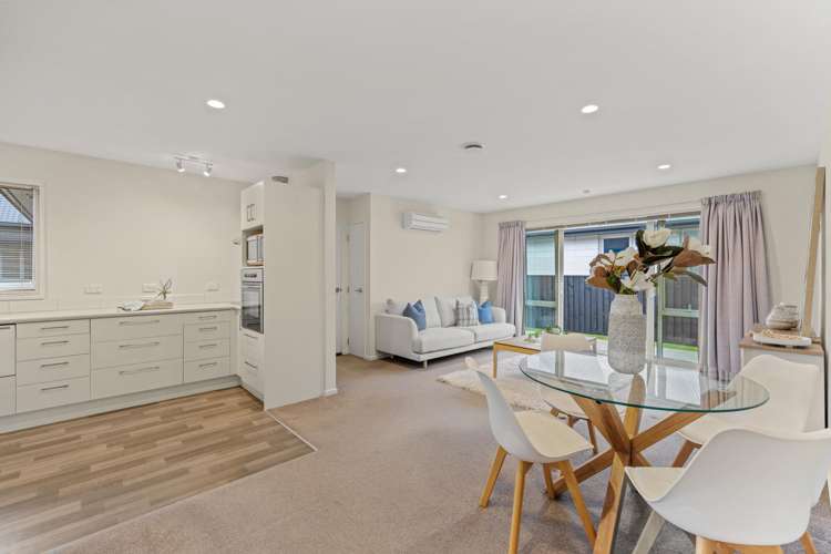 2/22 Victoria Street_3
