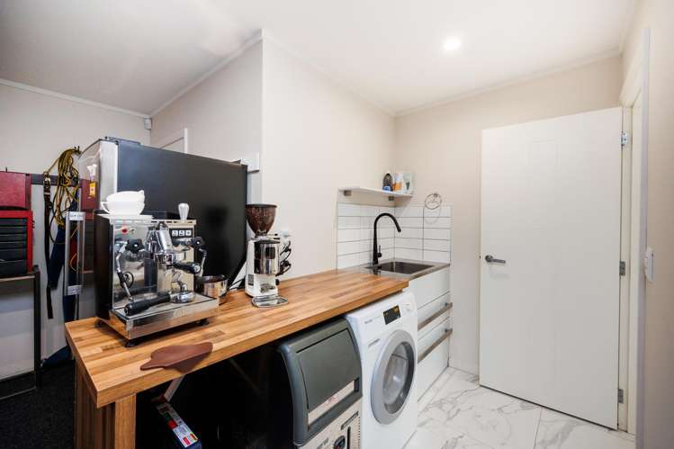 28 Cashmere Drive Fitzherbert_14