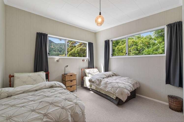 5 Cornwall Place Tata Beach_11