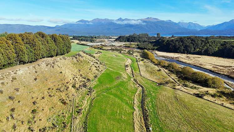 140 Tutoko Lane Te Anau_20