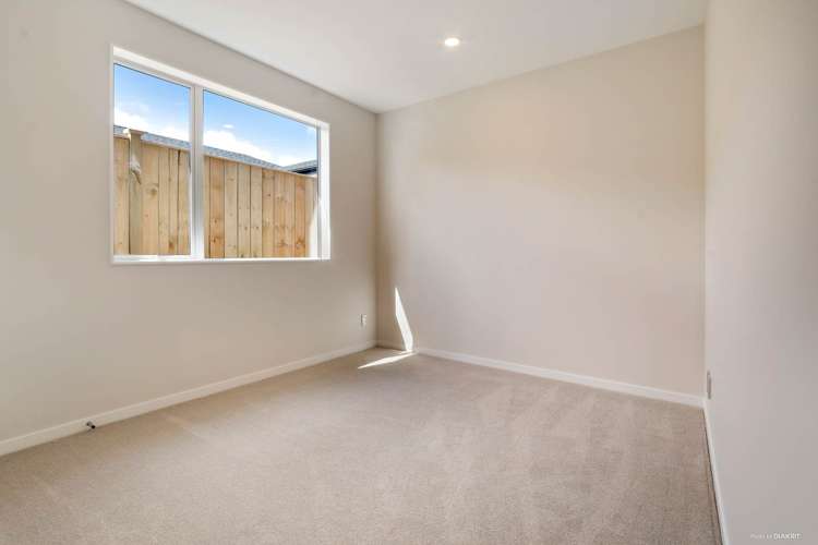 2 Tararua Street Massey_8