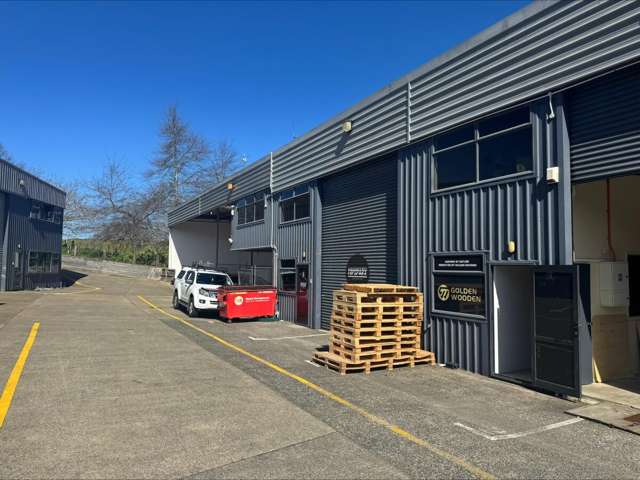 Unit 3, 10 Tait Place Albany_1