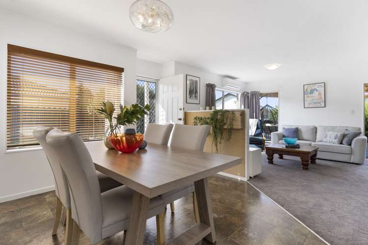 10 Lutana Place Pakuranga Heights_11