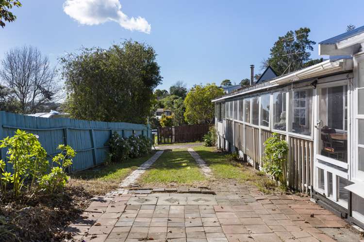 101 Oaktree Avenue Browns Bay_24
