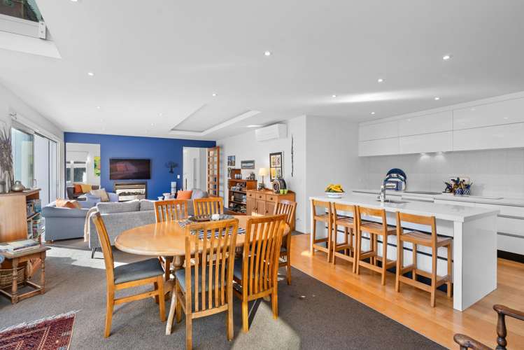 15 Rivers Edge Northwood_12