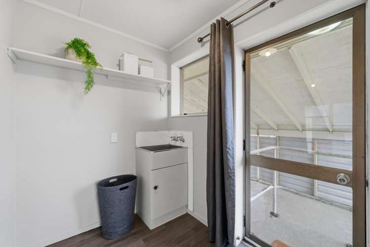32 Ottrey Street Clifton_21