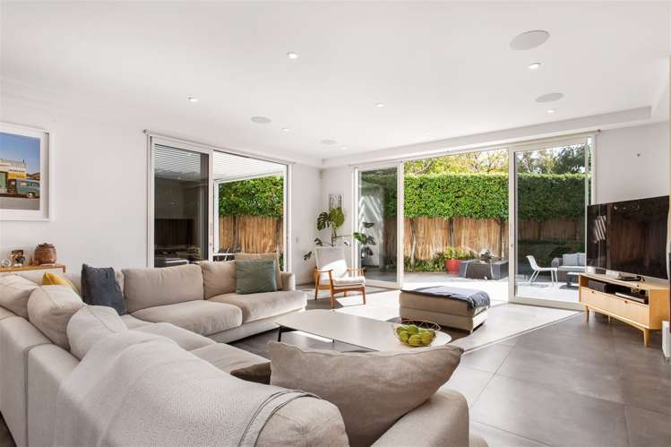 64 Kotare Street Fendalton_5