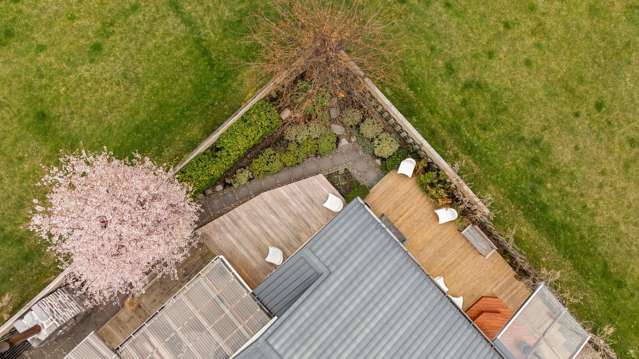 Arrowtown Oasis with Reserve Views