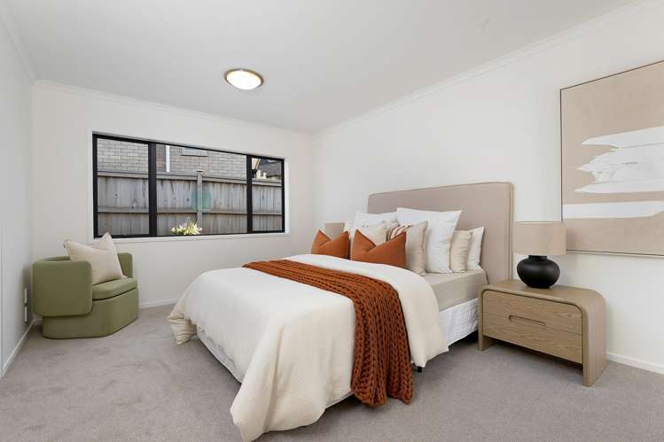 7 Fairford Avenue Henderson_19