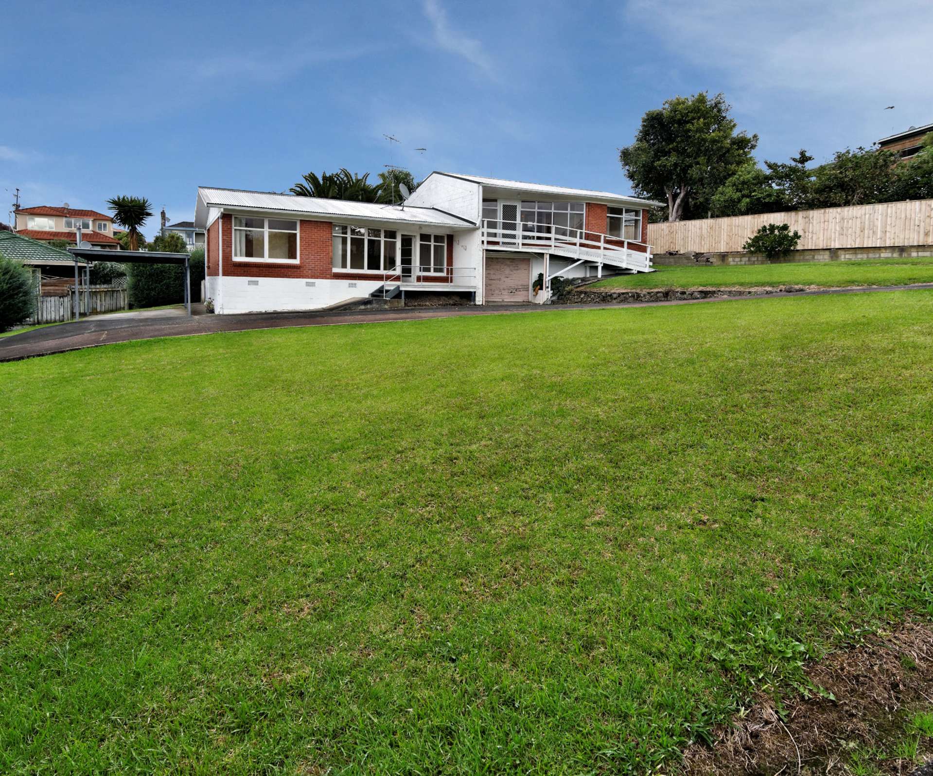 12b Dawn Place Te Atatu South_0