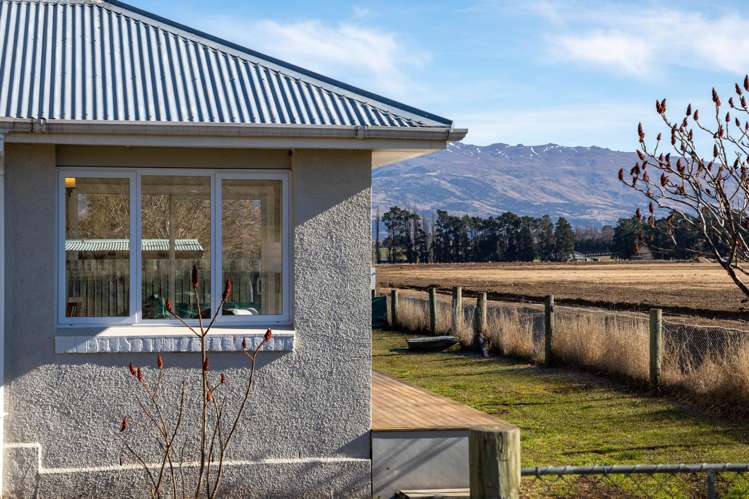 11 Cemetery Road Tarras_13