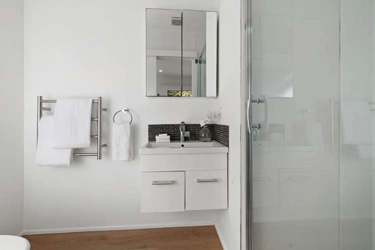 5 Flamingo Court Goodwood Heights_8