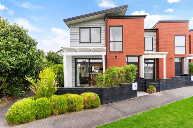Low-Maintenance Living in Family-Friendly Location