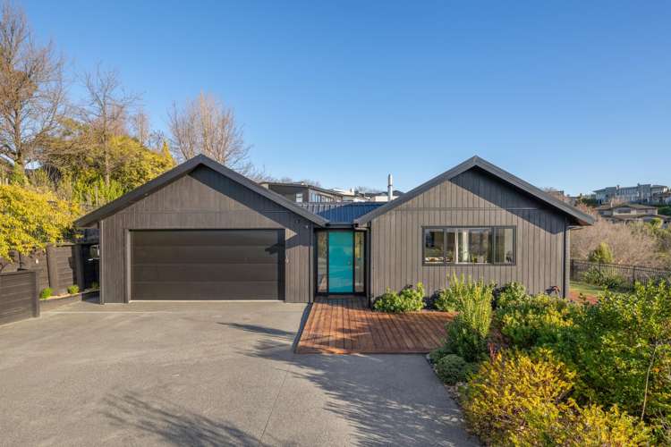 19 Golf View Close Fairhall_27