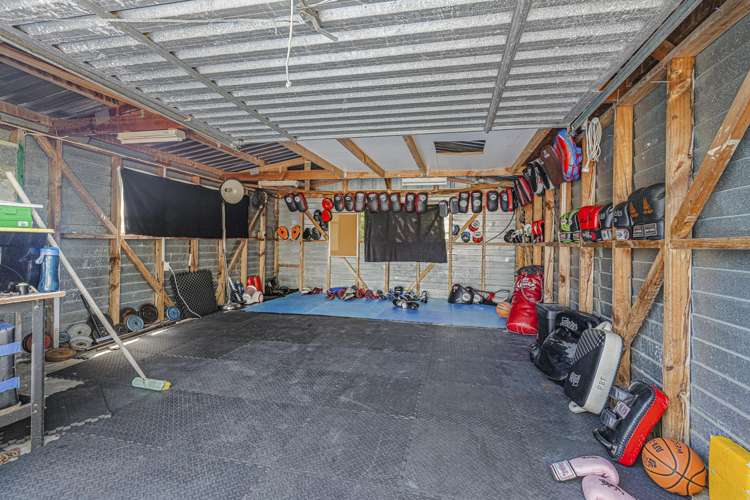 39 Trelawney Crescent Westown_12