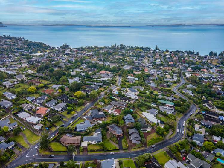 37 Parkhill Road Mellons Bay_31