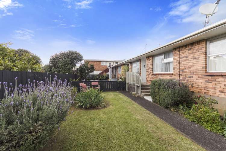 26 West Coast Road Glen Eden_22