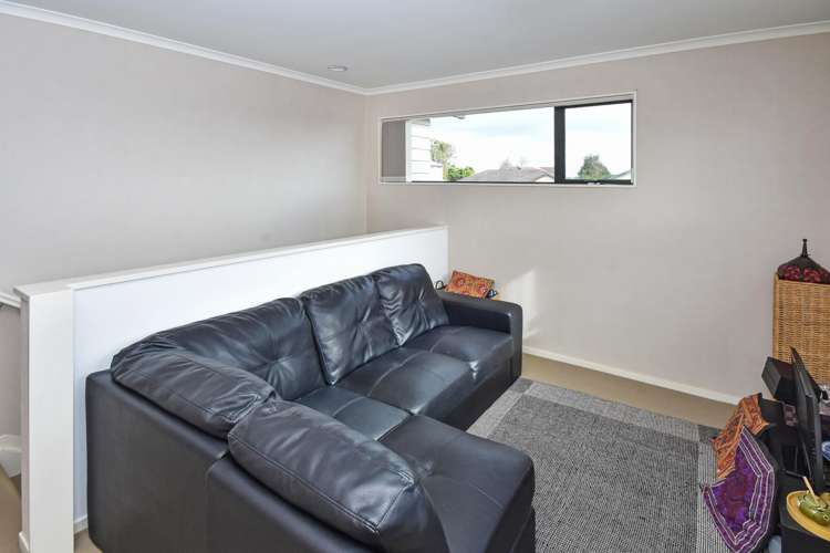 8 Ashkirk Place Wattle Downs_21