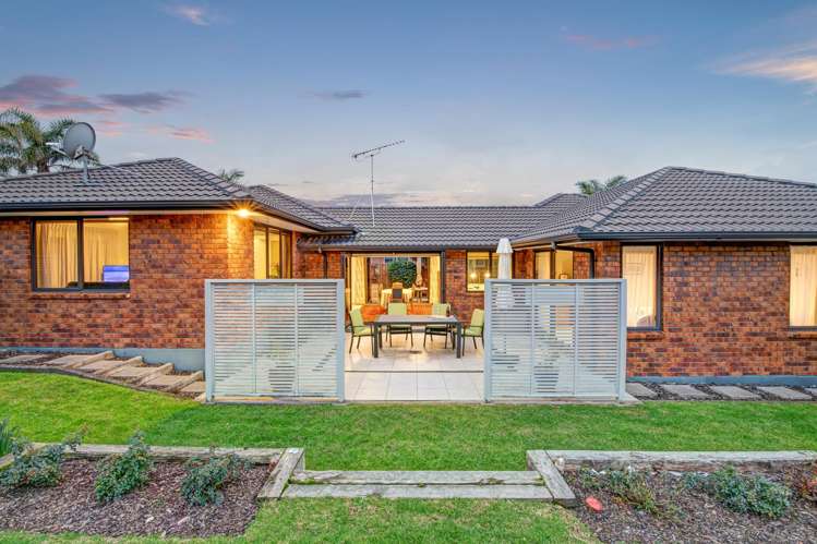 49 Chesterfield Way Orewa_18