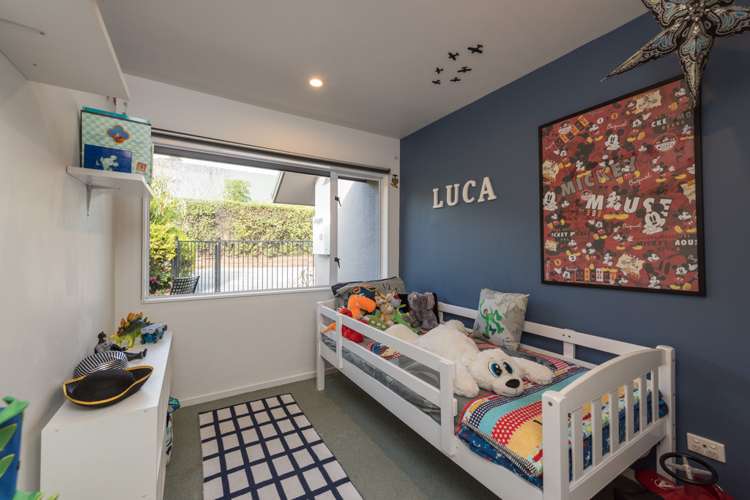 12 Clairmont Heights Stoke_11