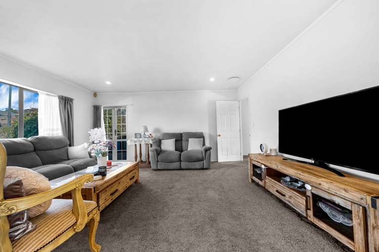 3 Plumstead Rise Glen Eden_8