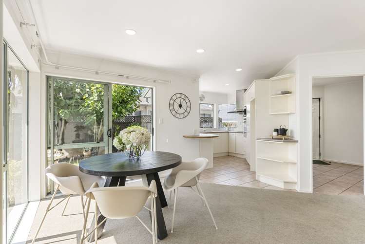 2/67 Andrew Road Howick_8