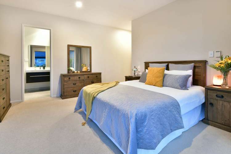 8 Bella Vista Drive Gulf Harbour_40