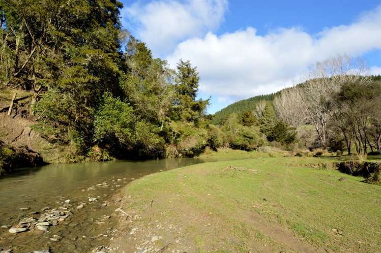 1513 Hikumutu Road Taumarunui_33