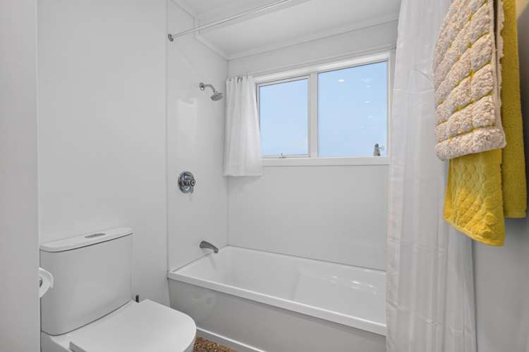 7 Lemonwood Grove Maungaraki_17