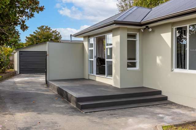 75 Cuffs Road Wainoni_1