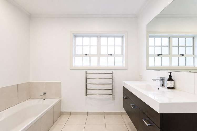 7 Tiffiney Place Chartwell_21
