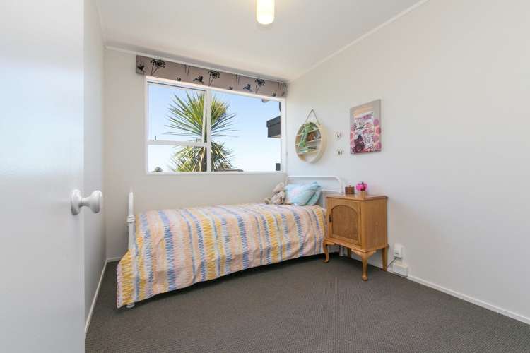 1a Karapiti Place Glen Eden_7