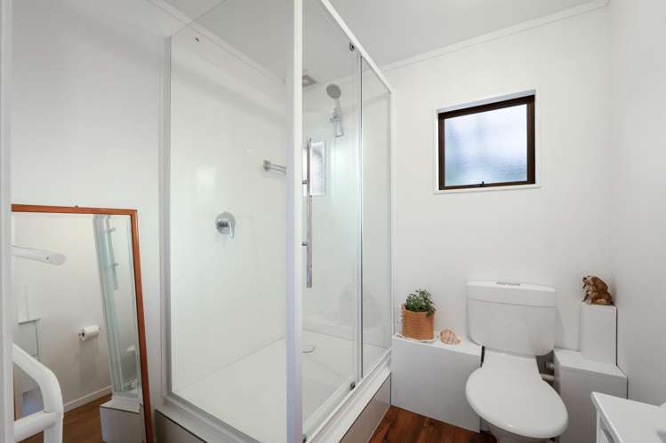 1 Koutunui Road Athenree_15
