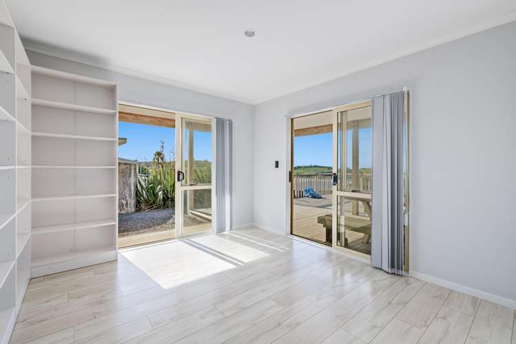 49A Everard Avenue Army Bay_12