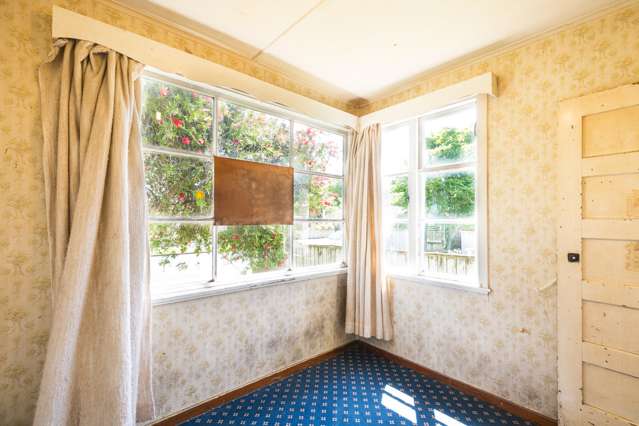 33 Gibson Crescent Naenae_4