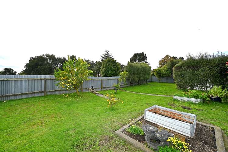 27 Menin Road Onekawa_14