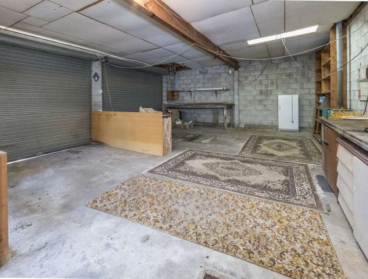 1 Hopkins Street Luggate_17