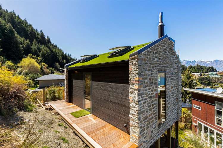 45 Dart Place Fernhill/Sunshine Bay_4