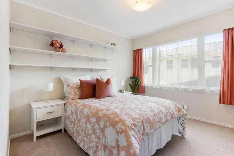 20 Longcroft Terrace Newlands_9