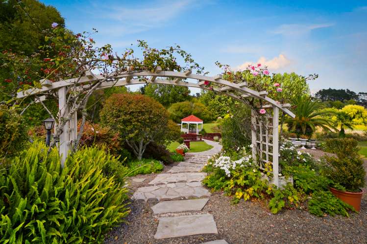 34 Pomona Road Kumeu_1