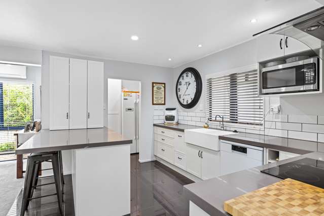 28 Donald Street Stanmore Bay_2