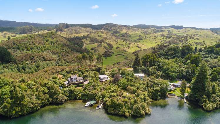 323 Whangamoa Drive Okere Falls_27