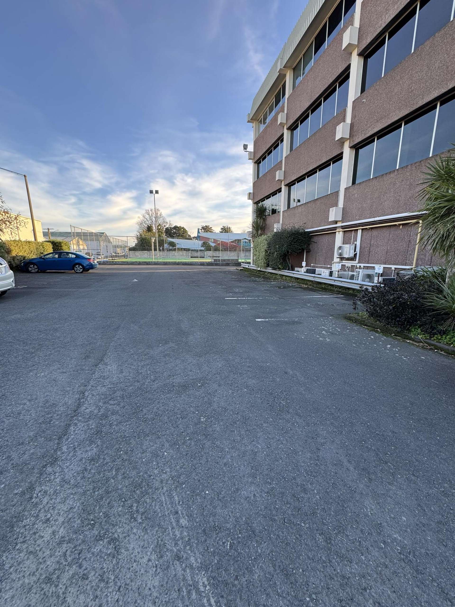 Ground -3/504-510 King Street North Hastings_0