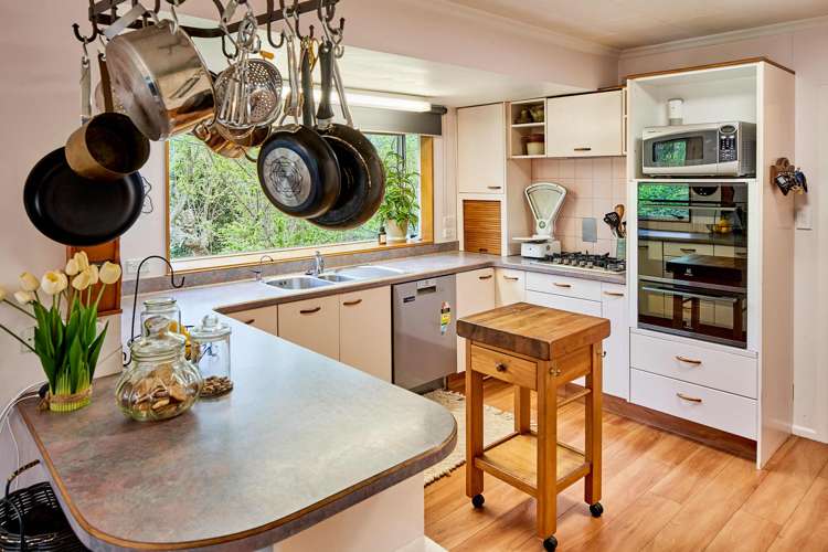 144 Raumati Road Raumati Beach_31