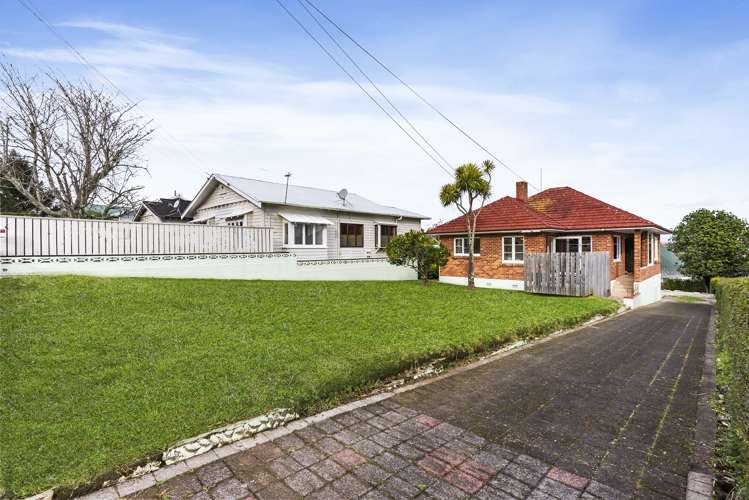 24 Highland Road Mount Albert_15