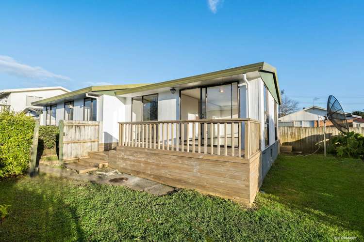 2/84 Lynwood Road New Lynn_11