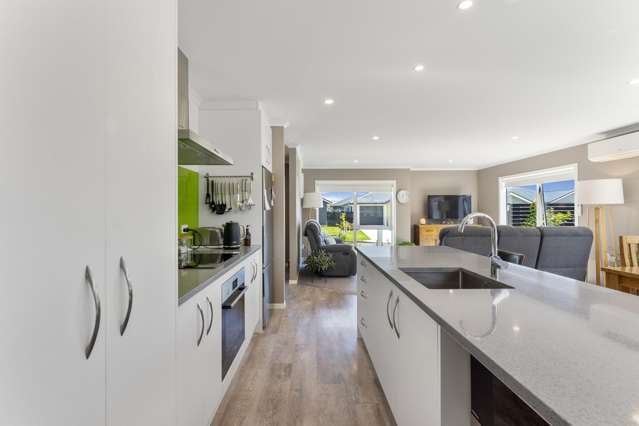 19 Enereta Road Otaki_2
