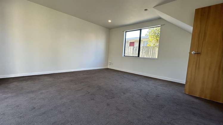 2/359 Hereford Street Linwood_7