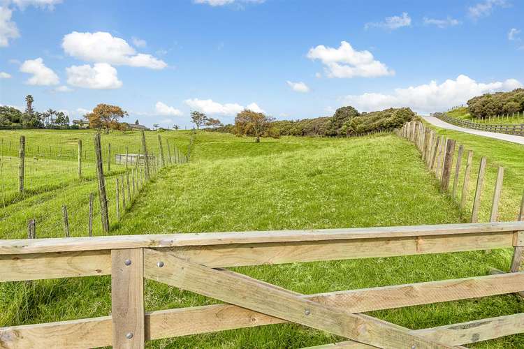 13 Slater Road Helensville_12